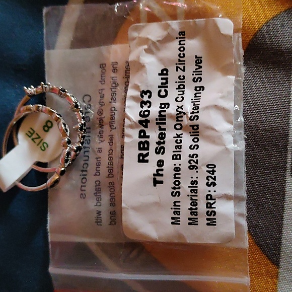 Black Onyx Bomb Party Ring - Picture 4 of 4